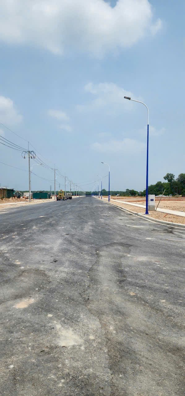 Chuyển Nhượng Đất Cụm Công Nghiệp SKK, Sài Gòn - Bình Dương, Diện Tích 444.444m²